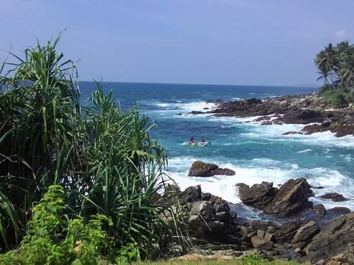 Mahee House Hotell Dikwella Eksteriør bilde